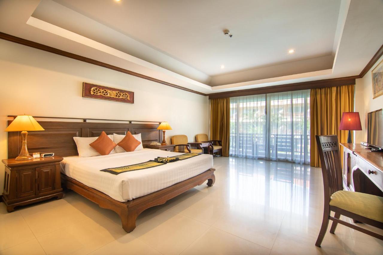 Avalon Beach Resort Pattaya Exterior foto