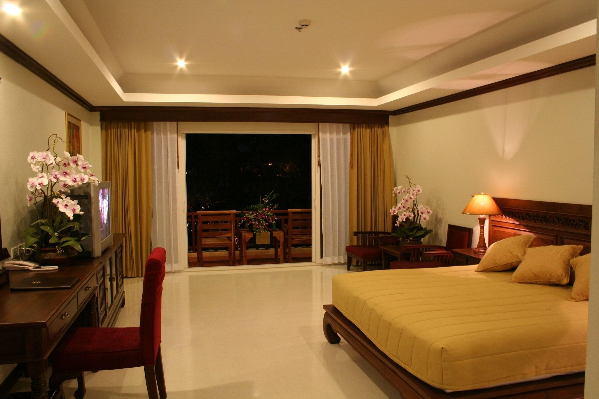Avalon Beach Resort Pattaya Exterior foto