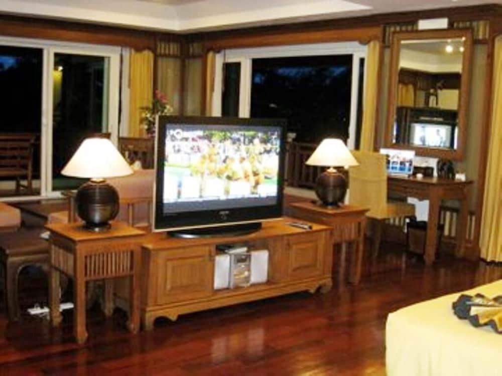 Avalon Beach Resort Pattaya Exterior foto