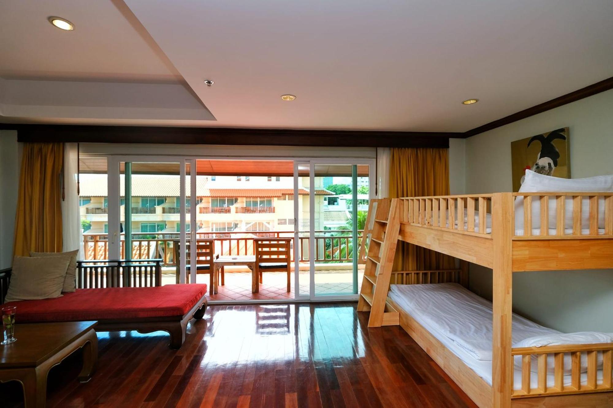 Avalon Beach Resort Pattaya Exterior foto