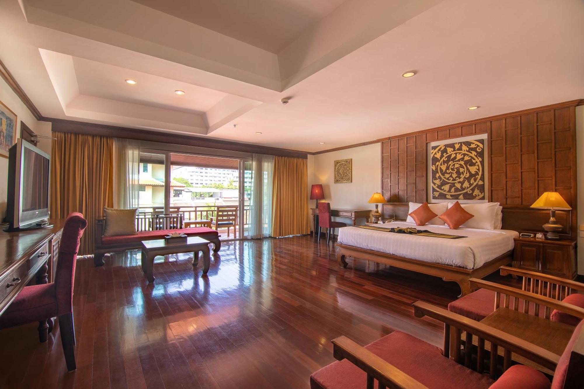 Avalon Beach Resort Pattaya Exterior foto