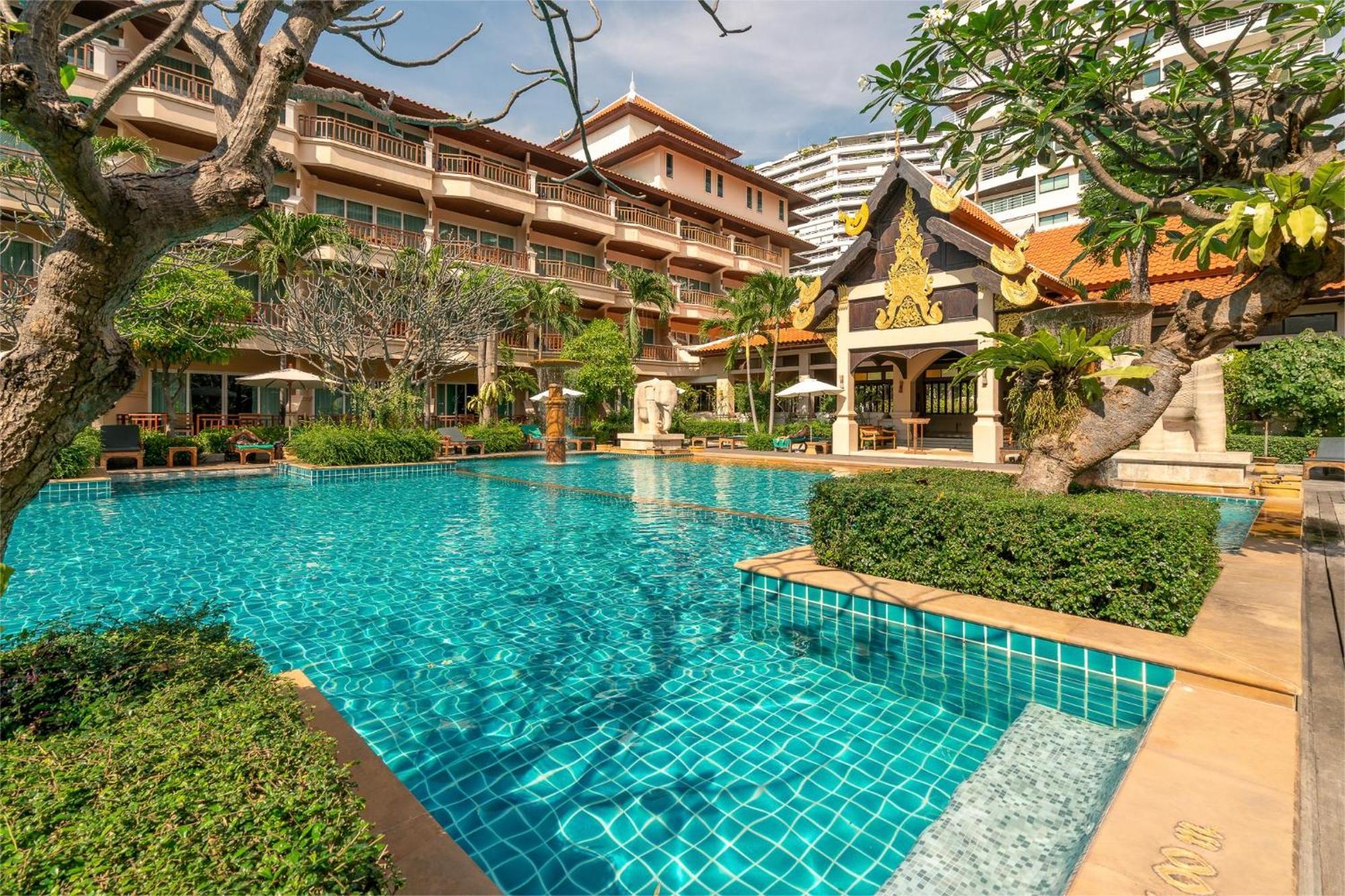 Avalon Beach Resort Pattaya Exterior foto