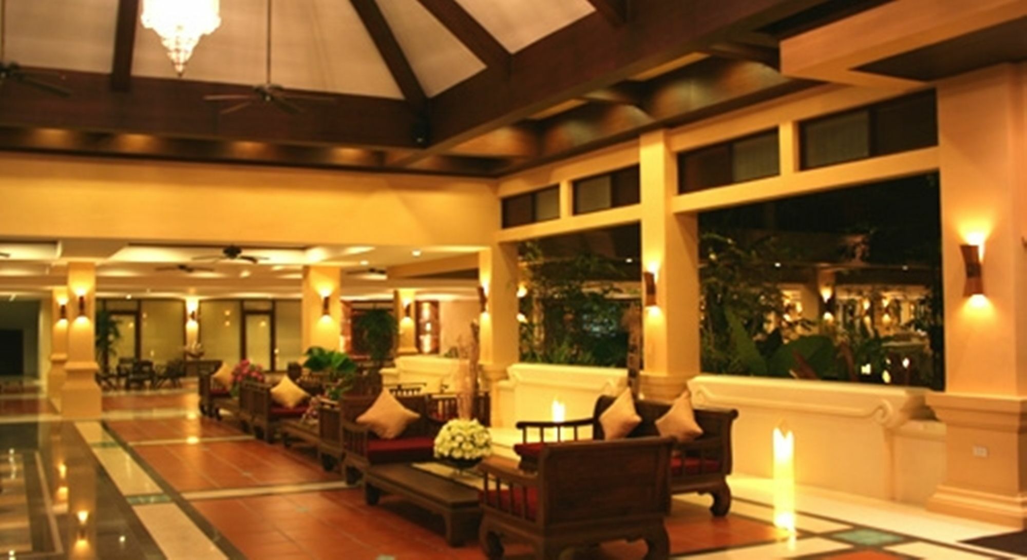Avalon Beach Resort Pattaya Exterior foto