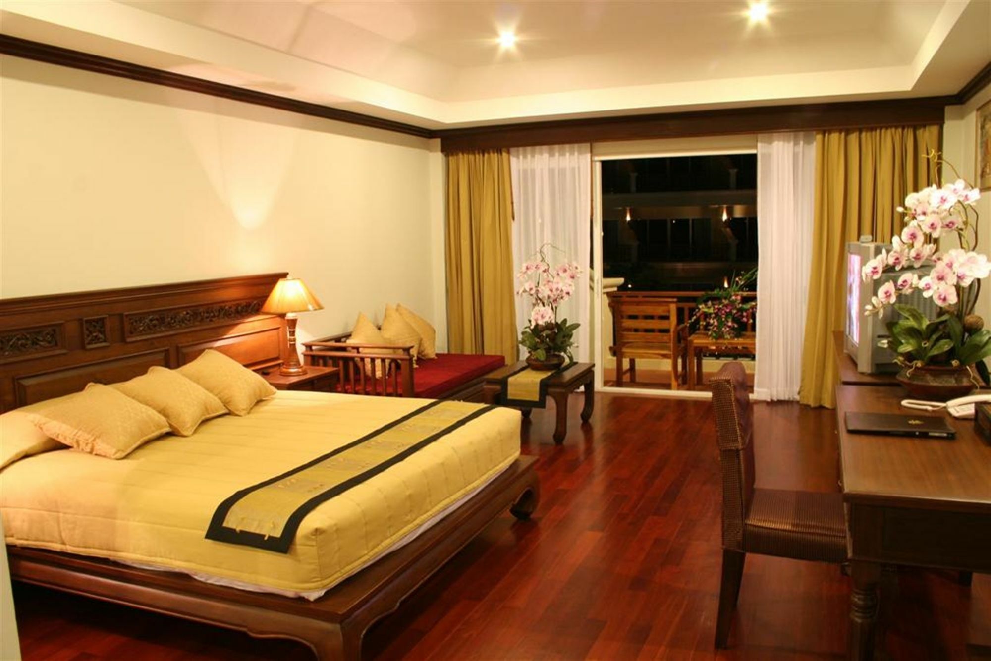 Avalon Beach Resort Pattaya Exterior foto