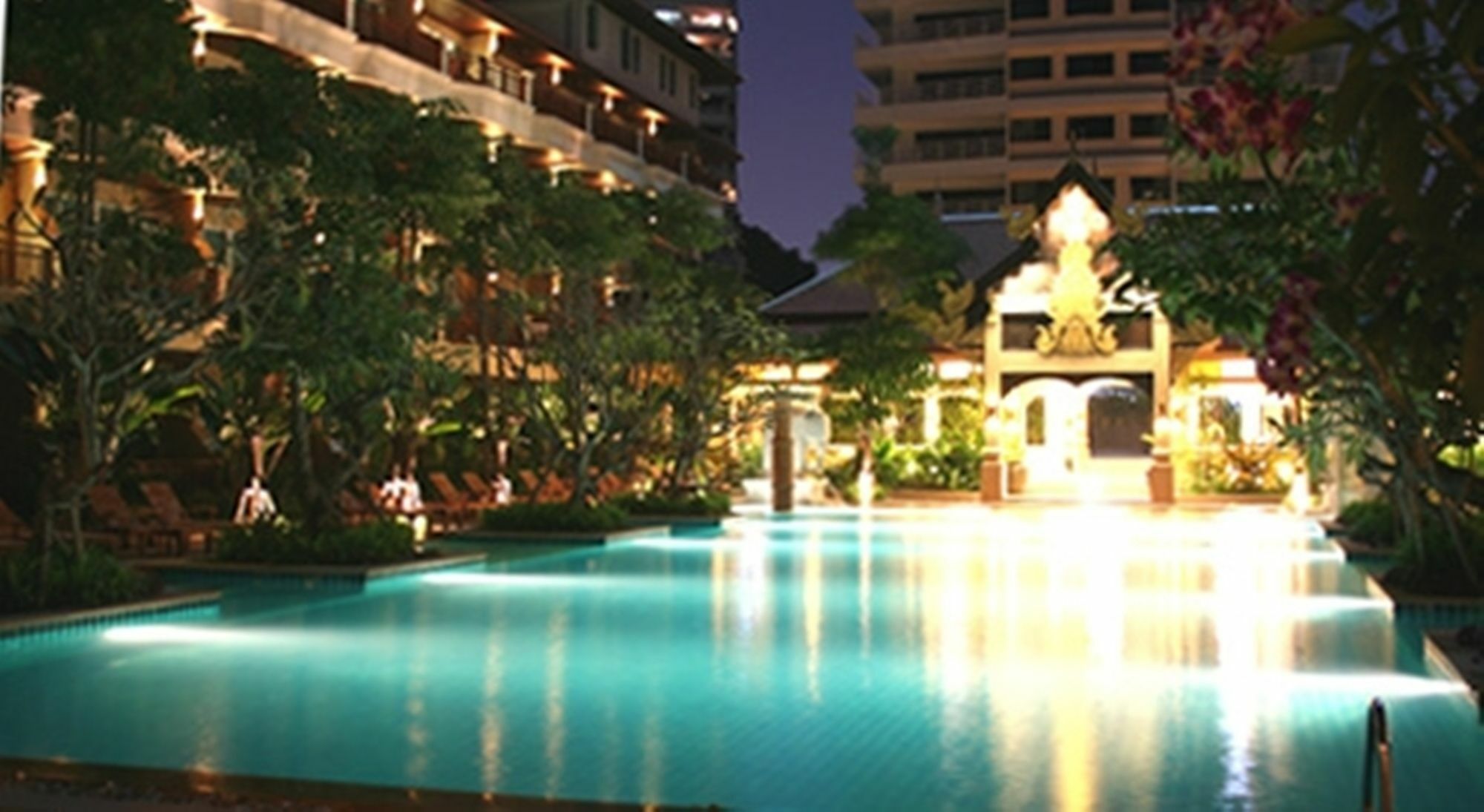 Avalon Beach Resort Pattaya Exterior foto